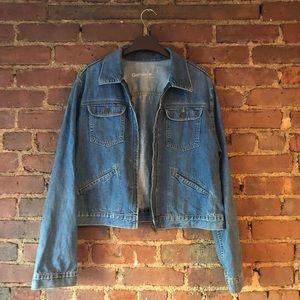 Cropped Zipper GAP jean jacket
